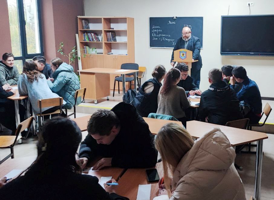 Зачитування питання Сергієм Волоцюгою
